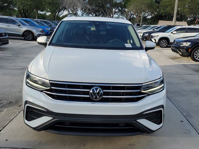 2022 Volkswagen Tiguan SE