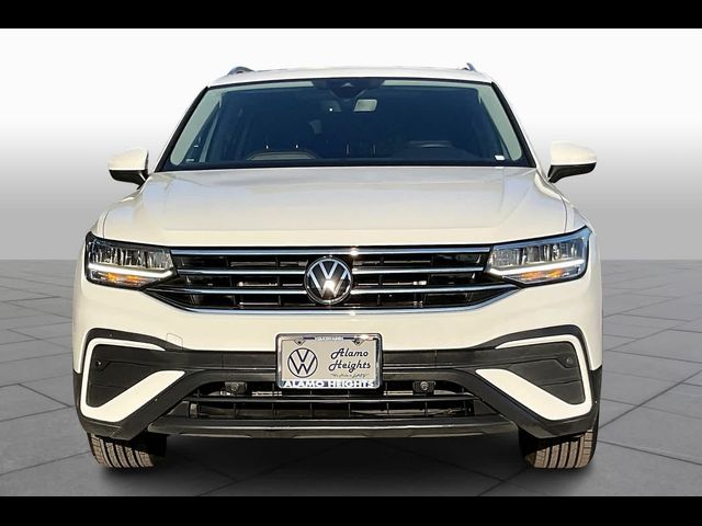 2022 Volkswagen Tiguan SE