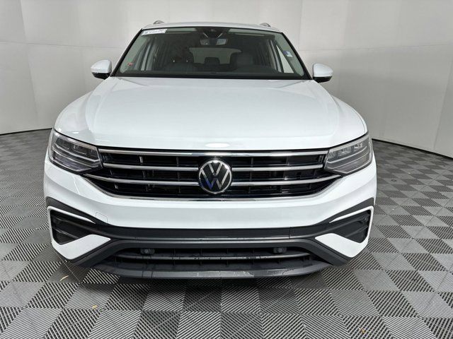 2022 Volkswagen Tiguan SE