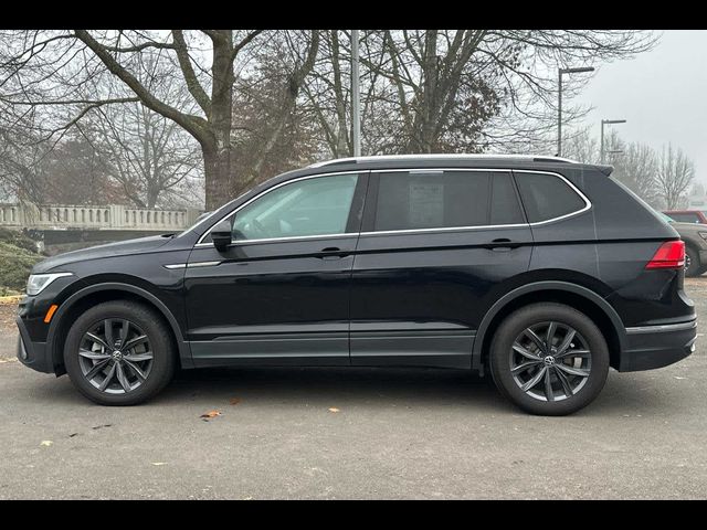 2022 Volkswagen Tiguan SE