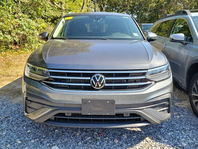 2022 Volkswagen Tiguan SE