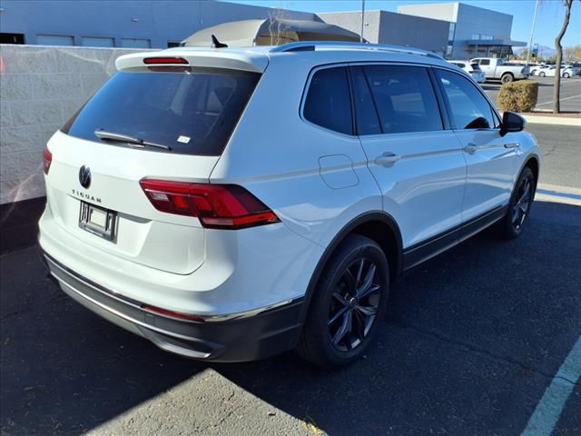 2022 Volkswagen Tiguan SE