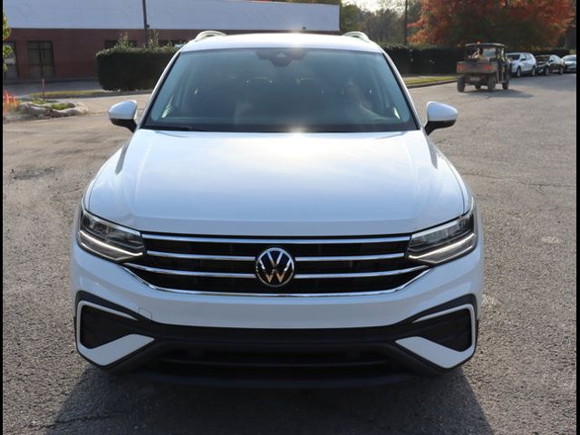 2022 Volkswagen Tiguan SE