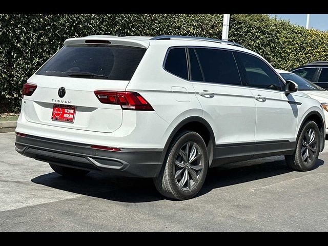 2022 Volkswagen Tiguan SE