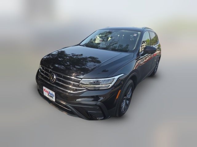 2022 Volkswagen Tiguan SE
