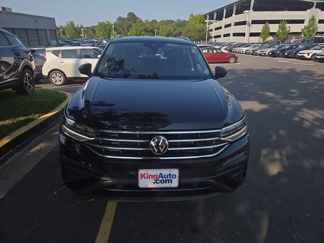 2022 Volkswagen Tiguan SE