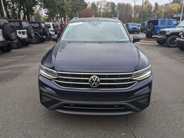 2022 Volkswagen Tiguan SE