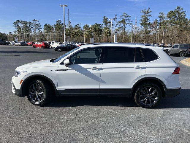 2022 Volkswagen Tiguan SE