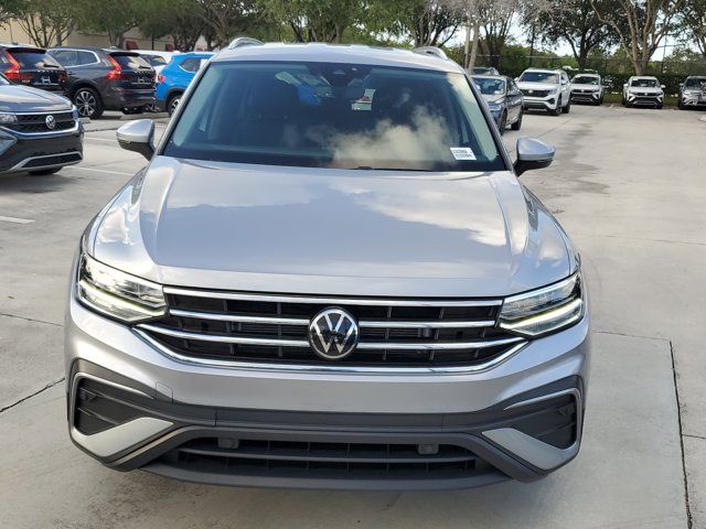 2022 Volkswagen Tiguan SE