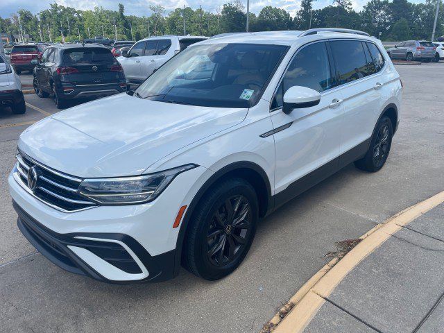 2022 Volkswagen Tiguan SE