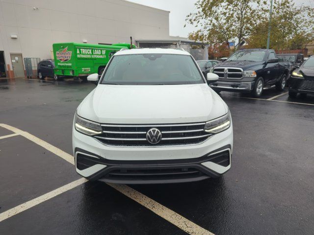 2022 Volkswagen Tiguan SE