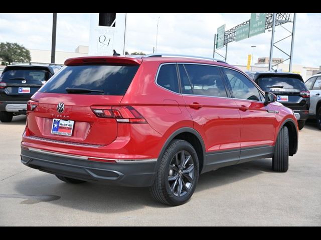 2022 Volkswagen Tiguan SE