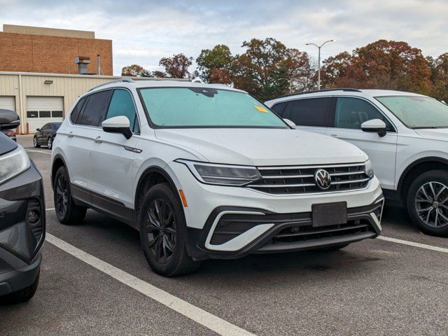 2022 Volkswagen Tiguan SE