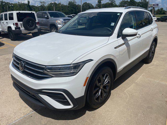 2022 Volkswagen Tiguan SE