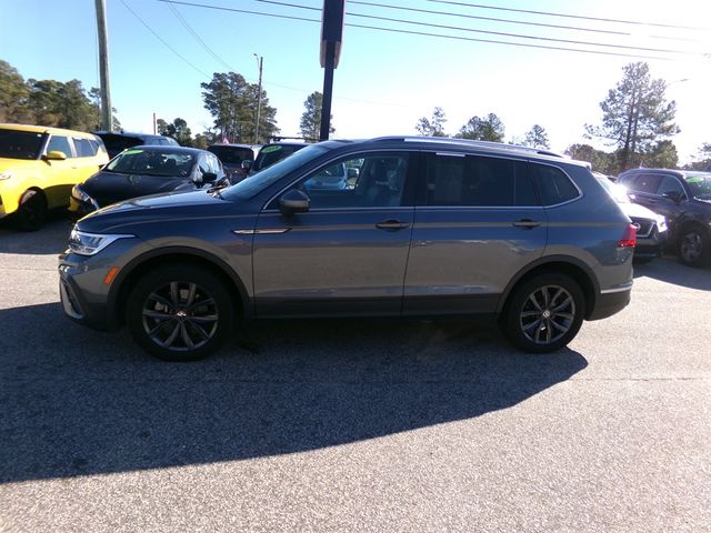 2022 Volkswagen Tiguan SE