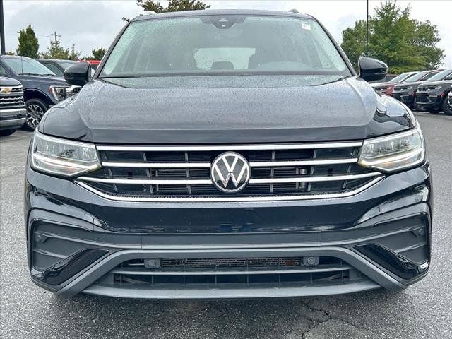 2022 Volkswagen Tiguan SE