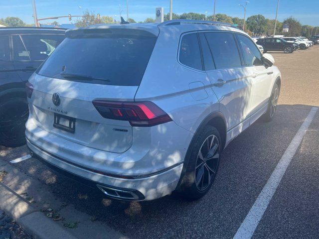 2022 Volkswagen Tiguan SEL R-Line