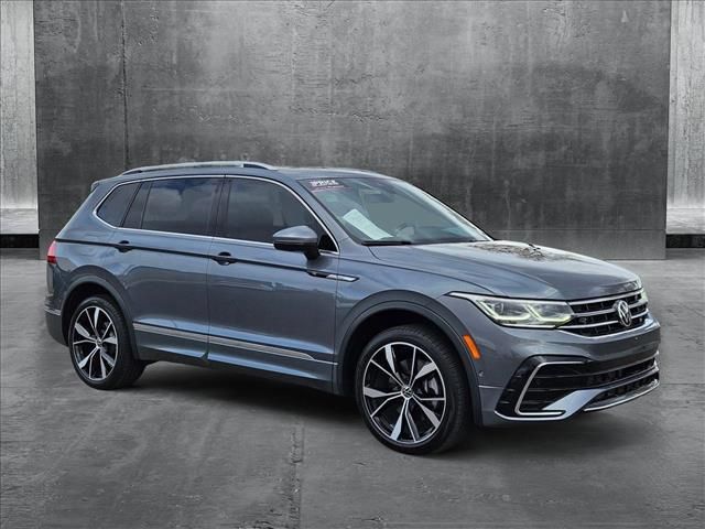 2022 Volkswagen Tiguan SEL R-Line