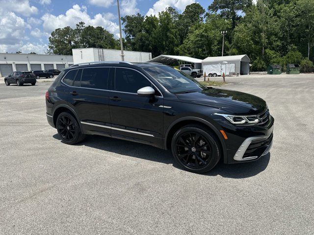 2022 Volkswagen Tiguan SEL R-Line