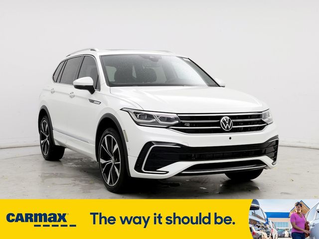 2022 Volkswagen Tiguan SEL R-Line