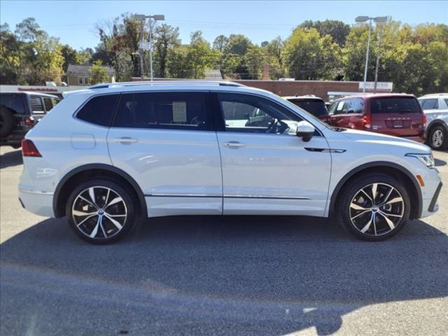 2022 Volkswagen Tiguan SEL R-Line