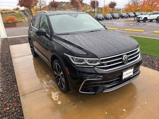 2022 Volkswagen Tiguan SEL R-Line