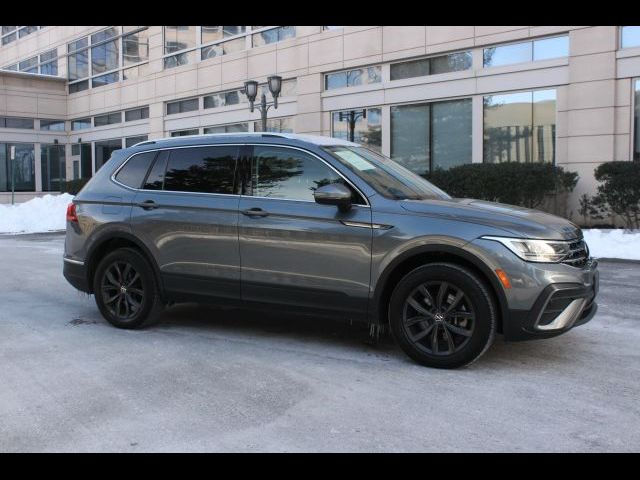 2022 Volkswagen Tiguan SE
