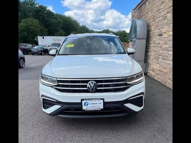 2022 Volkswagen Tiguan SE