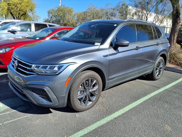 2022 Volkswagen Tiguan SE