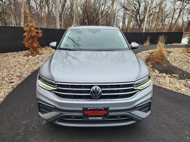 2022 Volkswagen Tiguan SE