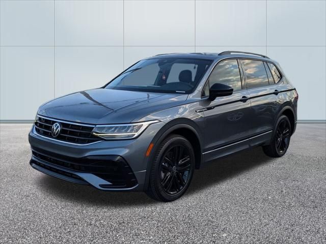 2022 Volkswagen Tiguan SE R-Line Black