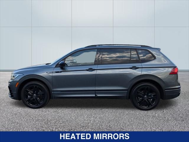 2022 Volkswagen Tiguan SE R-Line Black