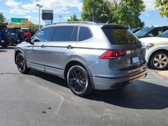 2022 Volkswagen Tiguan SE R-Line Black