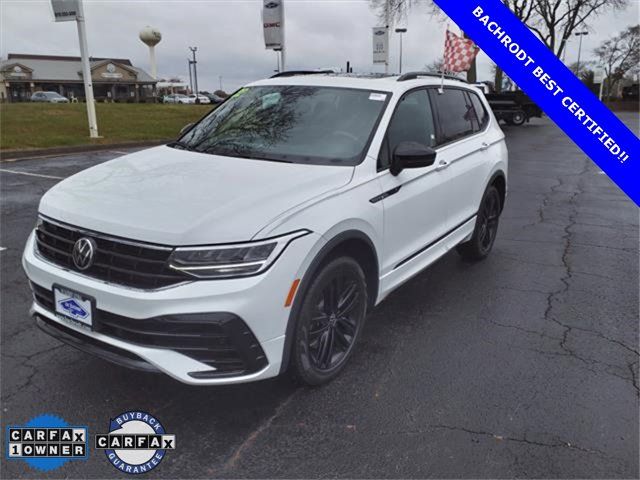 2022 Volkswagen Tiguan SE R-Line Black