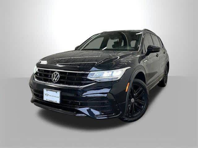 2022 Volkswagen Tiguan SE R-Line Black