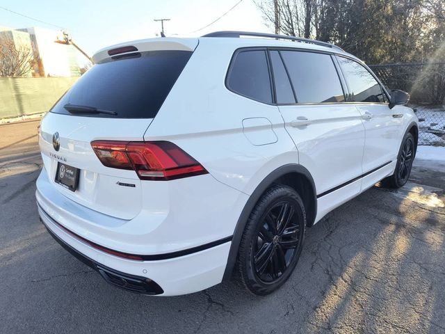 2022 Volkswagen Tiguan SE R-Line Black