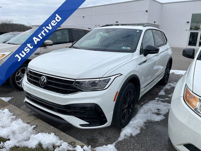 2022 Volkswagen Tiguan SE R-Line Black