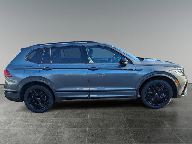 2022 Volkswagen Tiguan SE R-Line Black