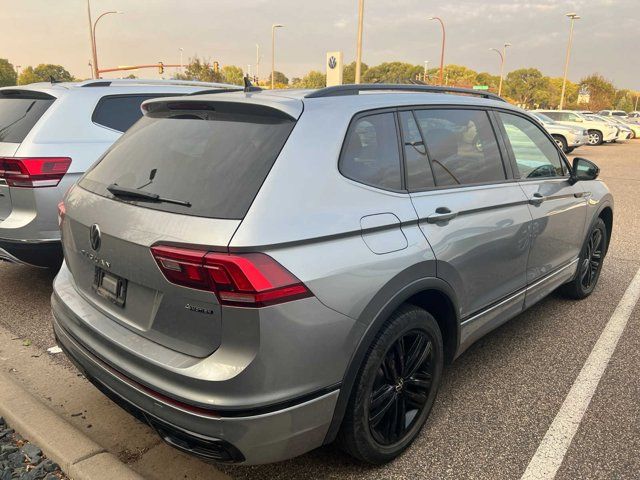 2022 Volkswagen Tiguan SE R-Line Black