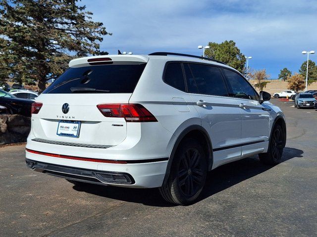 2022 Volkswagen Tiguan SE R-Line Black