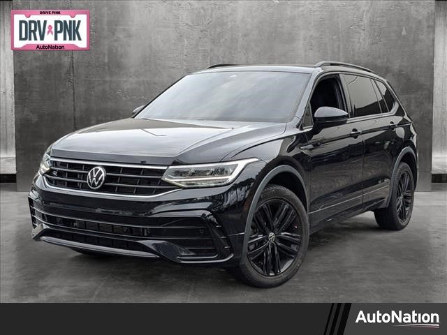 2022 Volkswagen Tiguan SE R-Line Black