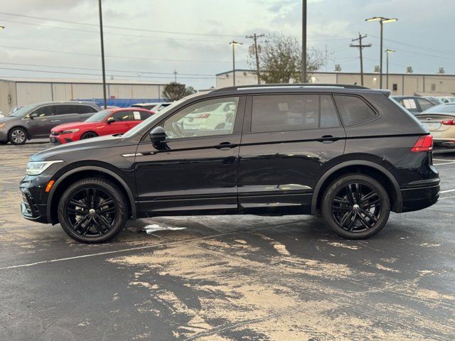 2022 Volkswagen Tiguan SE R-Line Black