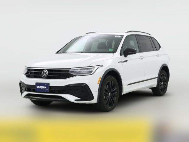 2022 Volkswagen Tiguan SE R-Line Black