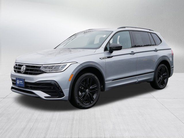 2022 Volkswagen Tiguan SE R-Line Black