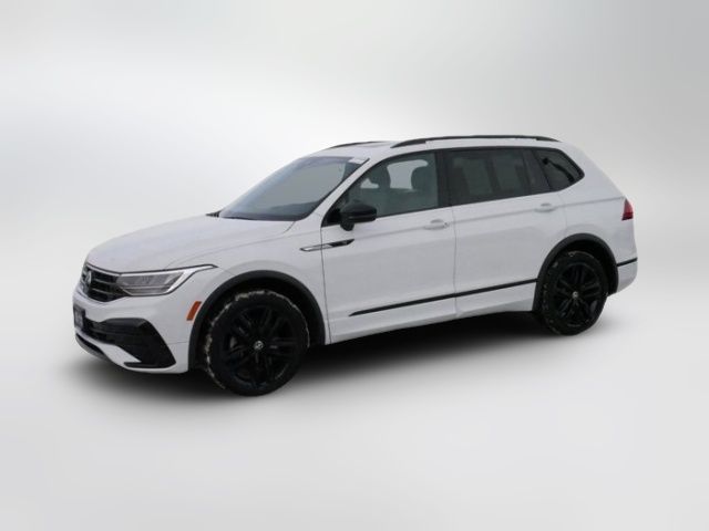 2022 Volkswagen Tiguan SE R-Line Black