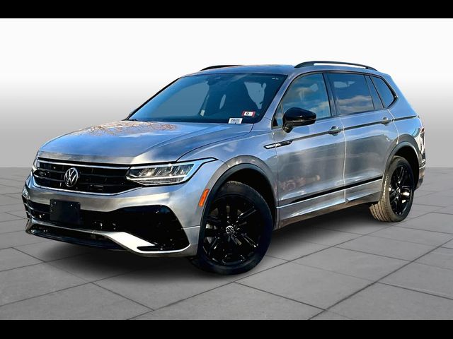 2022 Volkswagen Tiguan SE R-Line Black