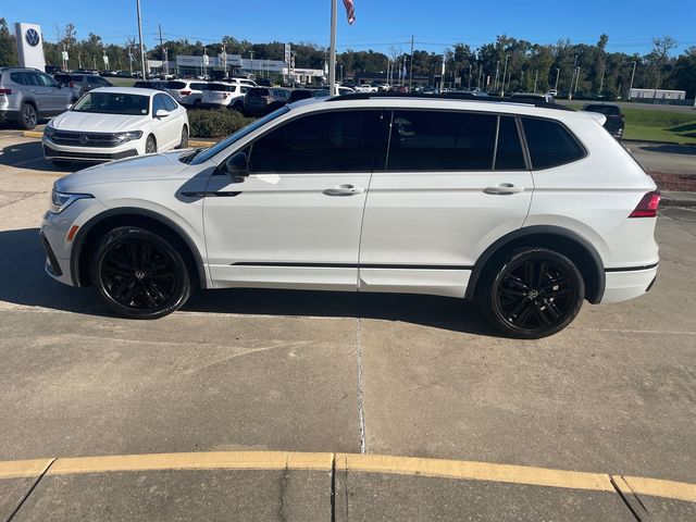 2022 Volkswagen Tiguan SE R-Line Black