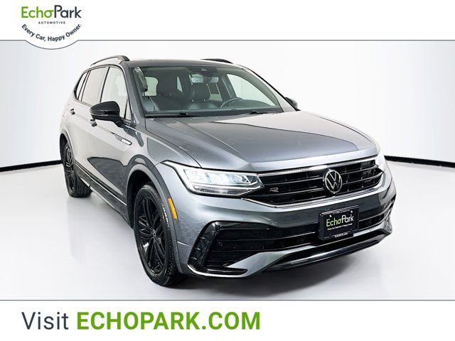 2022 Volkswagen Tiguan SE R-Line Black