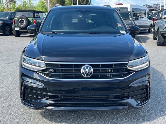 2022 Volkswagen Tiguan SE R-Line Black