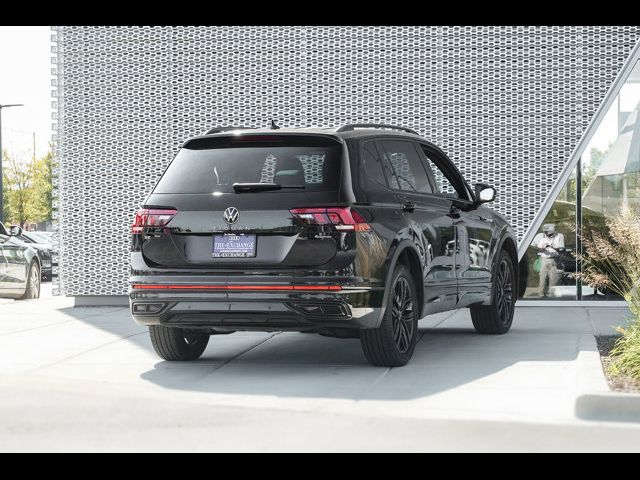 2022 Volkswagen Tiguan SE R-Line Black